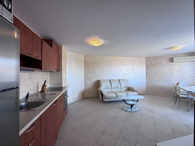 Furnished apartment for sale close to beach in Ravda