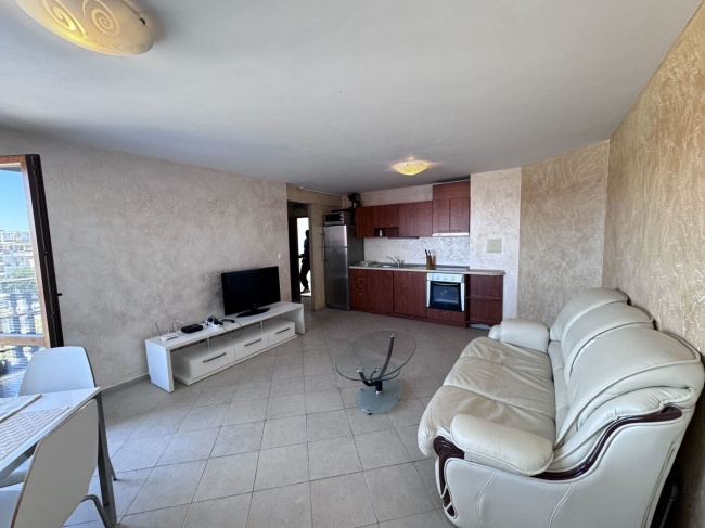 Furnished apartment for sale close to beach in Ravda