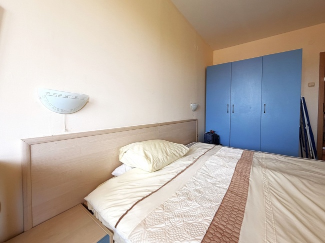 Spacious one bedroom apartment for sale in Sunny Beach