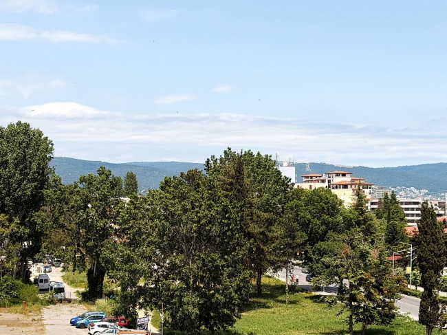Spacious one bedroom apartment for sale in Sunny Beach